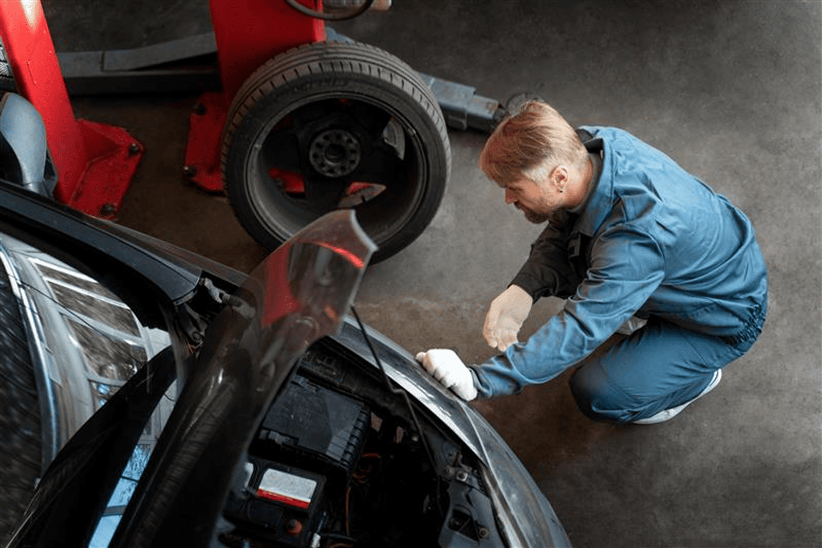 Tyre Changer Safety: Recognising Hazards & Preventing Accidents